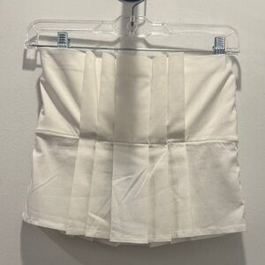 Elegant White Pleated top